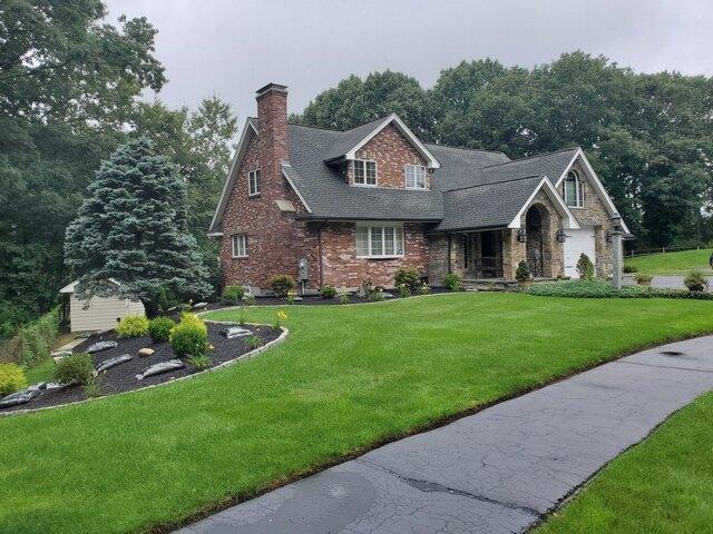 house with 4 bedroom, Shrewsbury MA ES105352945
