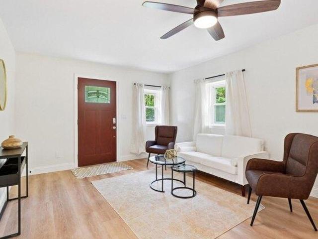 house with 4 bedroom, Shutesbury MA ES105796175