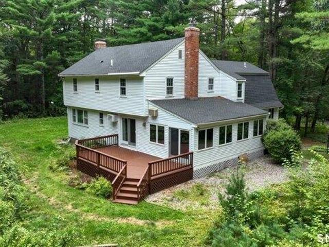 house with 4 bedroom, Simsbury CT ES105477512