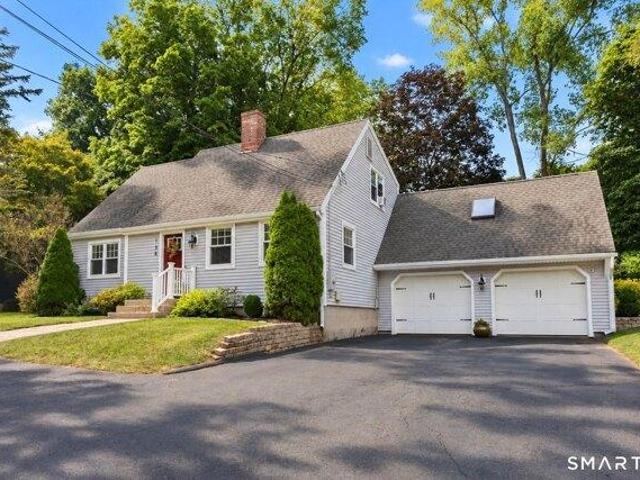 house with 4 bedroom, Simsbury CT ES105478318