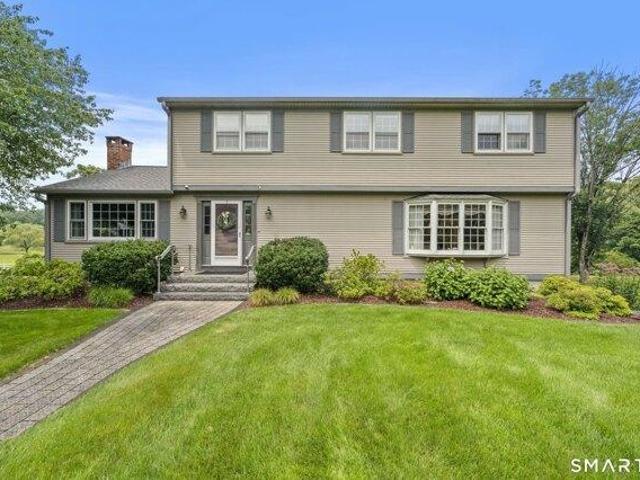 house with 4 bedroom, Simsbury CT ES105613420