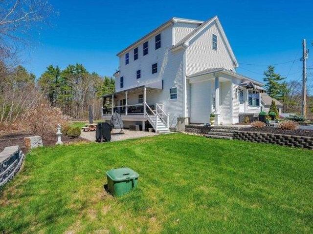 house with 4 bedroom, Somersworth NH ES105550576