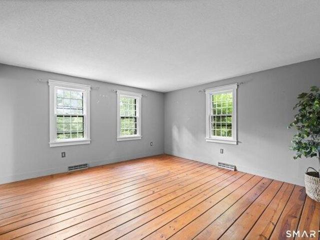 house with 4 bedroom, Somers CT ES105193045