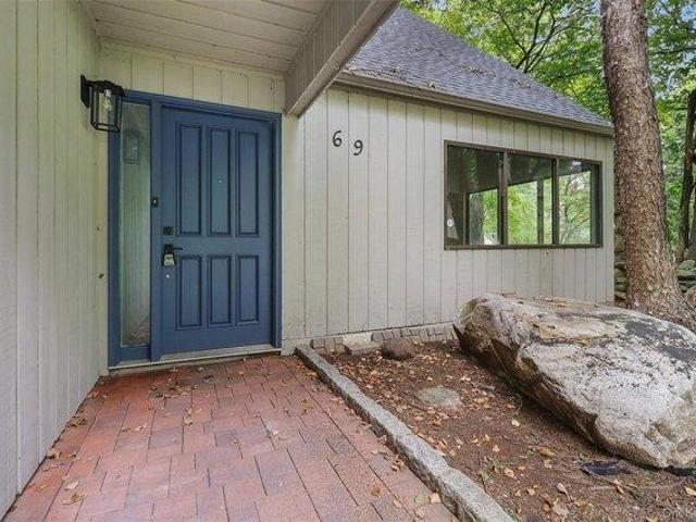 house with 4 bedroom, Somers NY ES104902195