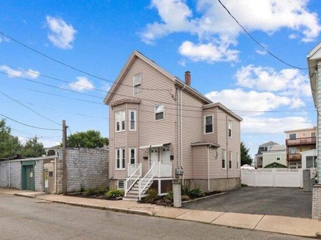 house with 4 bedroom, Somerville MA ES105443539
