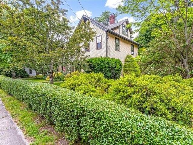 house with 4 bedroom, South Kingstown RI ES104849026