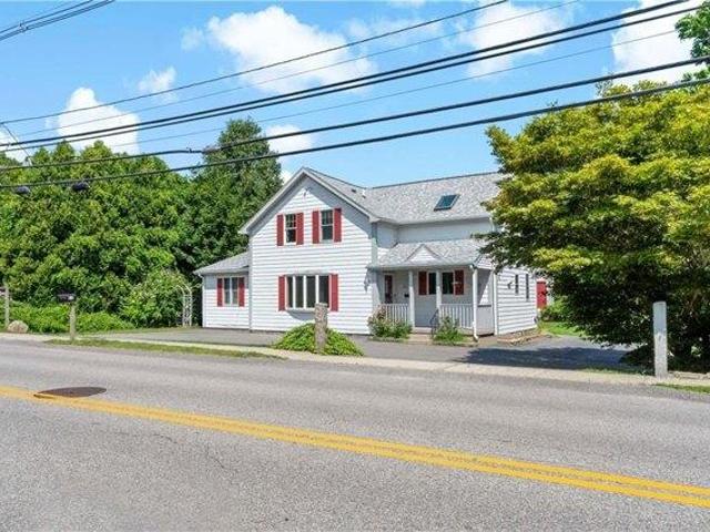 house with 4 bedroom, South Kingstown RI ES105696975