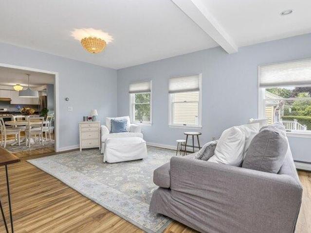 house with 4 bedroom, South Portland ME ES105576470