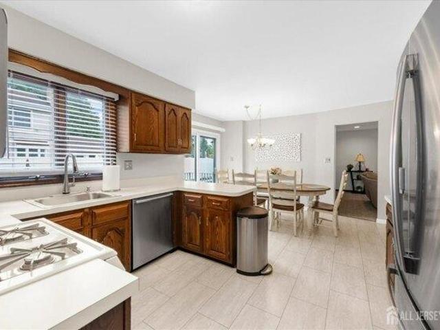 house with 4 bedroom, South Plainfield NJ ES105291171