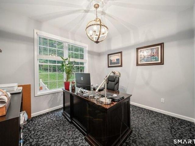 house with 4 bedroom, Southbury CT ES105560925