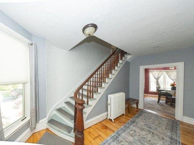 house with 4 bedroom, Spencer MA ES104649915