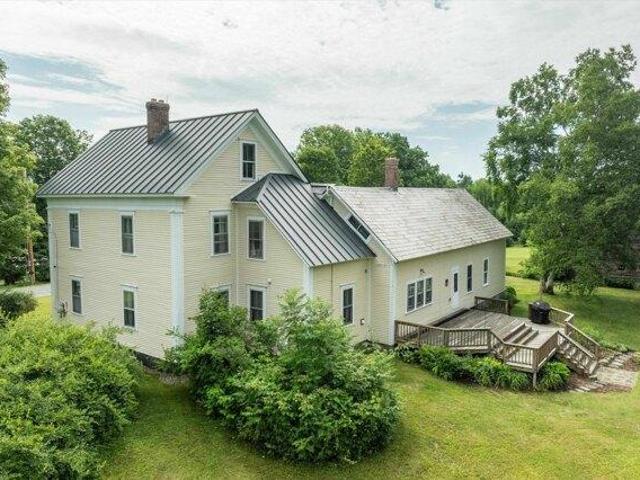 house with 4 bedroom, Springfield VT ES104608378