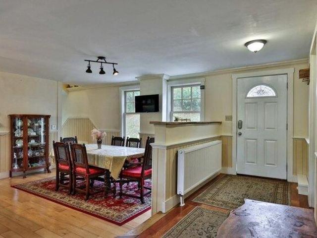 house with 4 bedroom, Springfield VT ES105514316