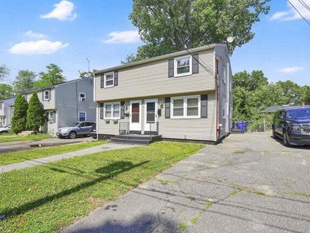 house with 4 bedroom, Springfield MA ES104567545