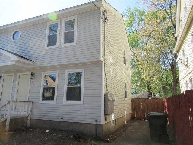 house with 4 bedroom, Springfield MA ES105239893