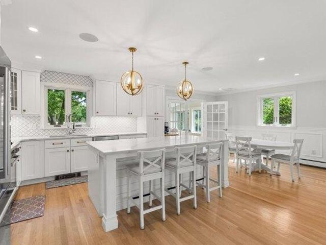 house with 4 bedroom, Swampscott MA ES105548345