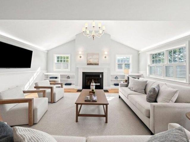 house with 4 bedroom, Swampscott MA ES105649153