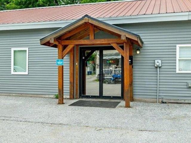 house with 4 bedroom, Swanton VT ES105473702