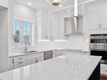 house with 4 bedroom, Stoneham MA ES103494864
