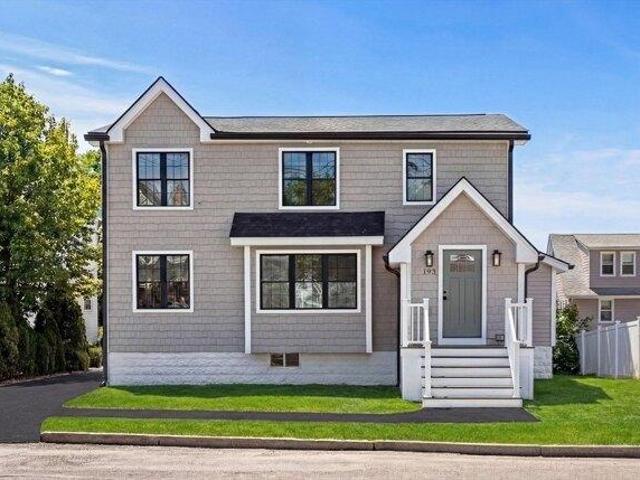 house with 4 bedroom, Stoneham MA ES104480387