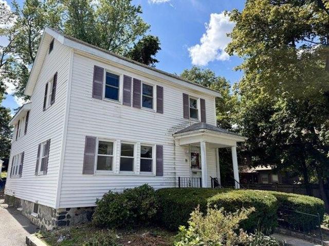 house with 4 bedroom, Stoneham MA ES105514045