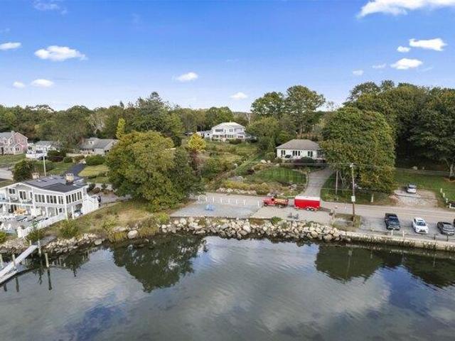 house with 4 bedroom, Stonington CT ES105678368