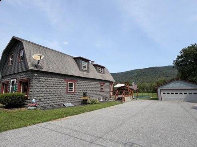 house with 4 bedroom, Stamford VT ES105577959