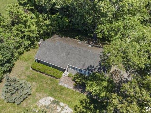 house with 4 bedroom, Stamford CT ES104848554