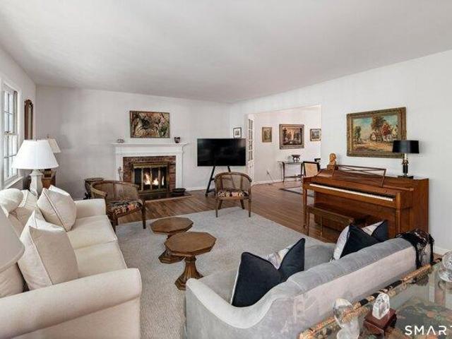 house with 4 bedroom, Stamford CT ES104848885