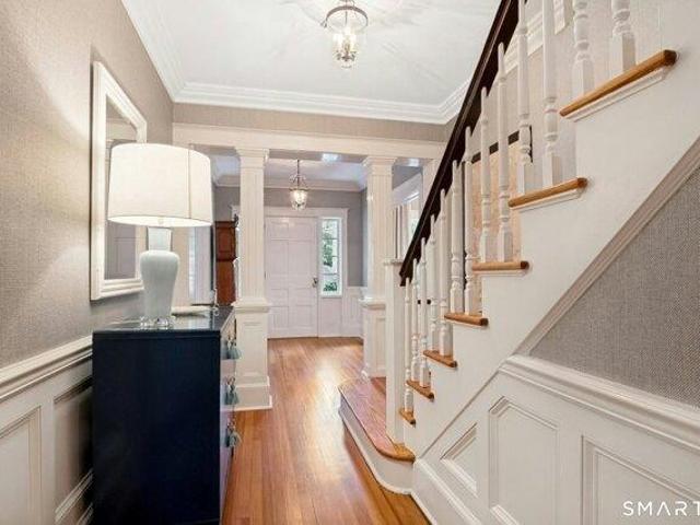 house with 4 bedroom, Stamford CT ES105415086