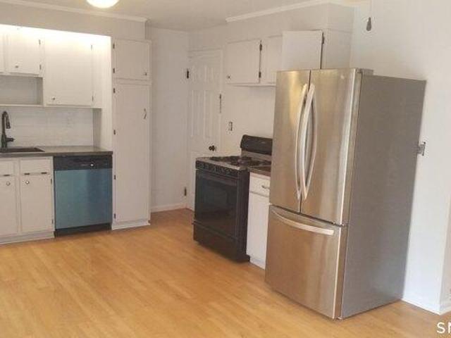 house with 4 bedroom, Stamford CT ES105532058