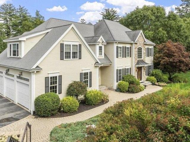 house with 4 bedroom, Sterling MA ES105404415