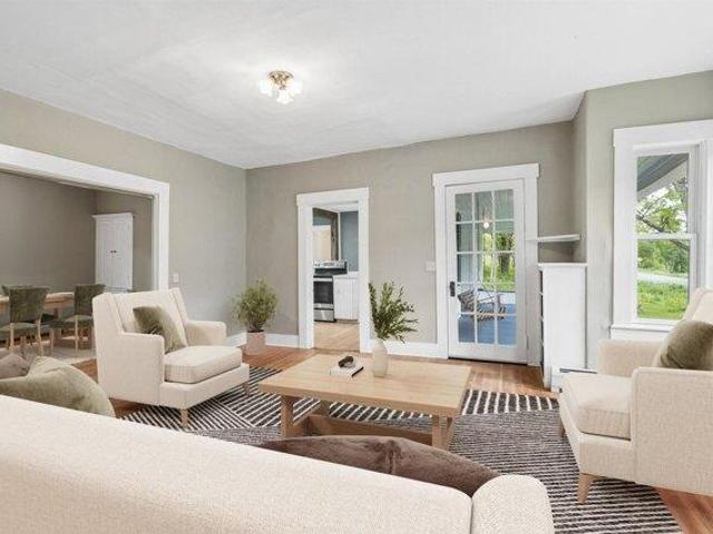 house with 4 bedroom, Strafford VT ES105612988