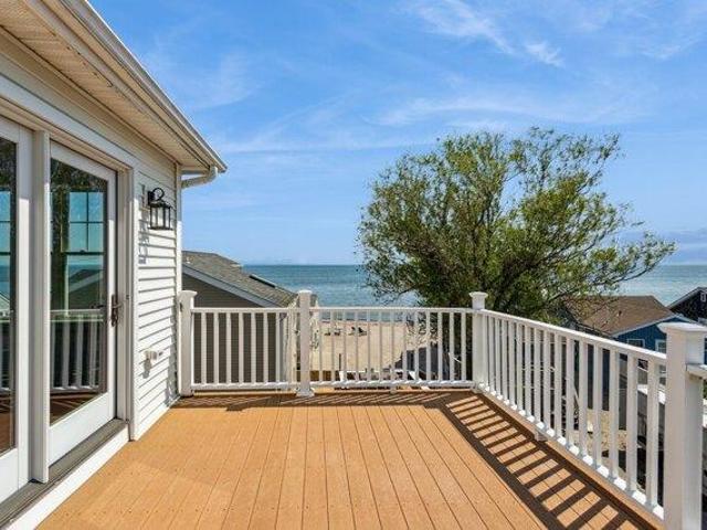 house with 4 bedroom, Stratford CT ES105423021