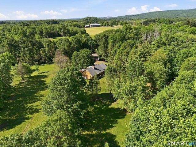 house with 4 bedroom, Suffield CT ES105278375