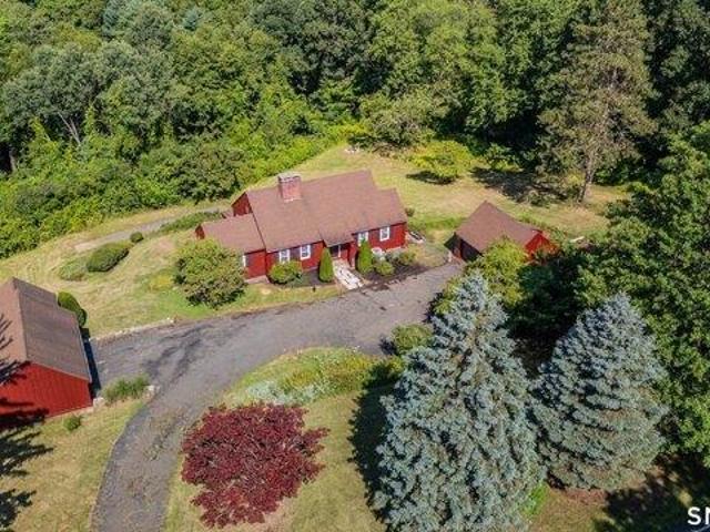 house with 4 bedroom, Suffield CT ES105279504