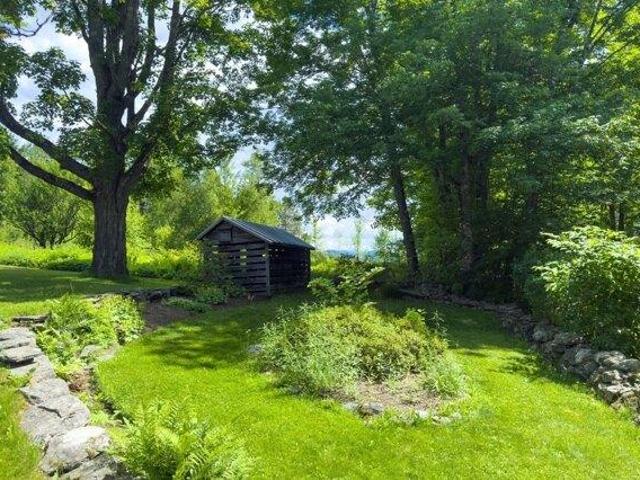 house with 4 bedroom, Sugar Hill NH ES104869662