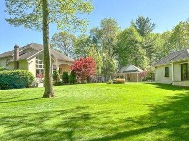 house with 4 bedroom, Sutton MA ES104567603