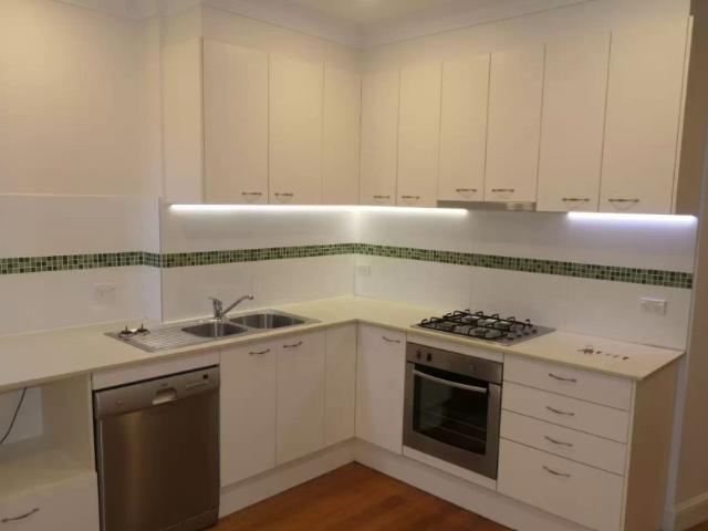 House with 4 bedrooms & 3 bathrooms
