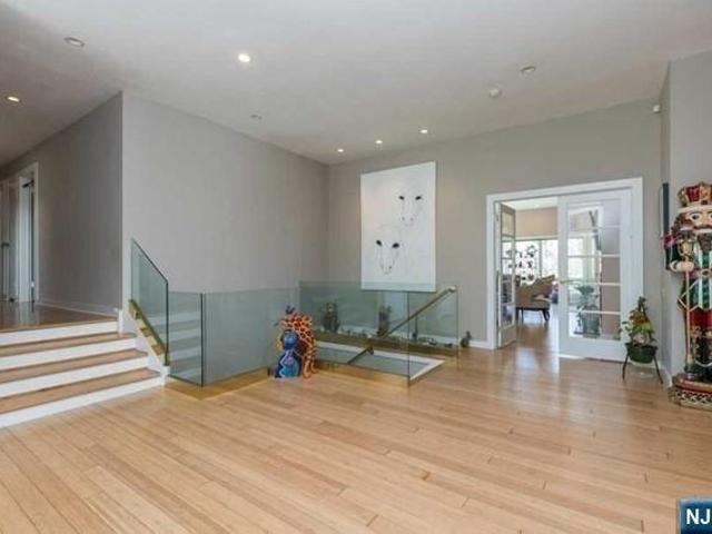 house with 5 bedroom, Tenafly NJ ES105662945