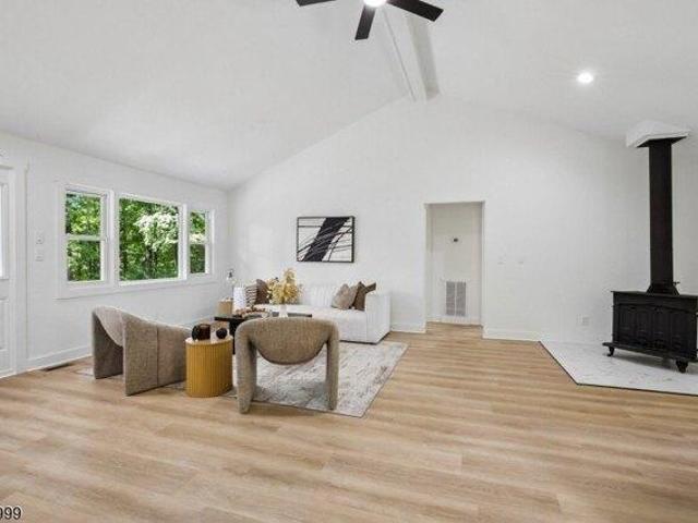 house with 5 bedroom, Vernon NJ ES105140507