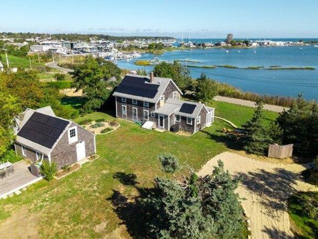 house with 5 bedroom, Vineyard Haven MA ES105496868