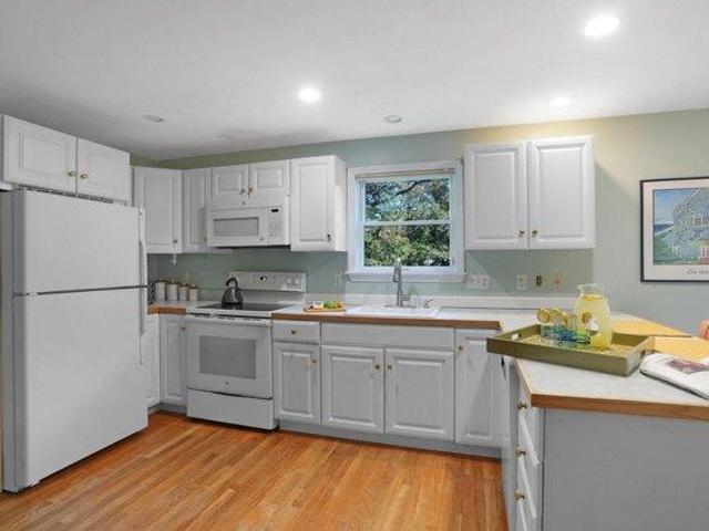house with 5 bedroom, Vineyard Haven MA ES105614368