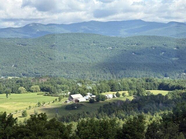 house with 5 bedroom, Waitsfield VT ES105474079