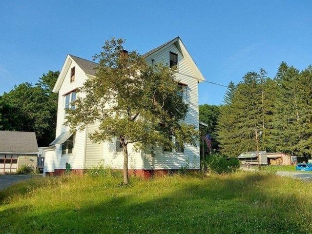 house with 5 bedroom, Ware MA ES104511543