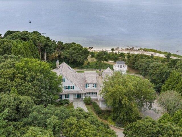 house with 5 bedroom, Wareham MA ES105442218