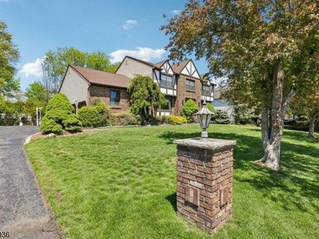 house with 5 bedroom, Wayne NJ ES105232657