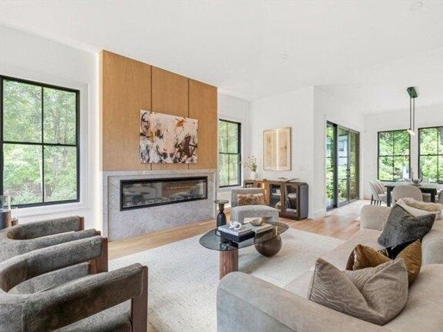 house with 5 bedroom, Wellesley MA ES105402899