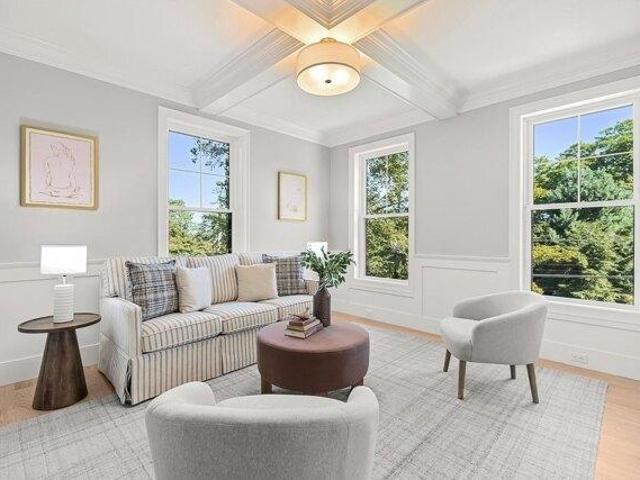 house with 5 bedroom, Wellesley MA ES105427535
