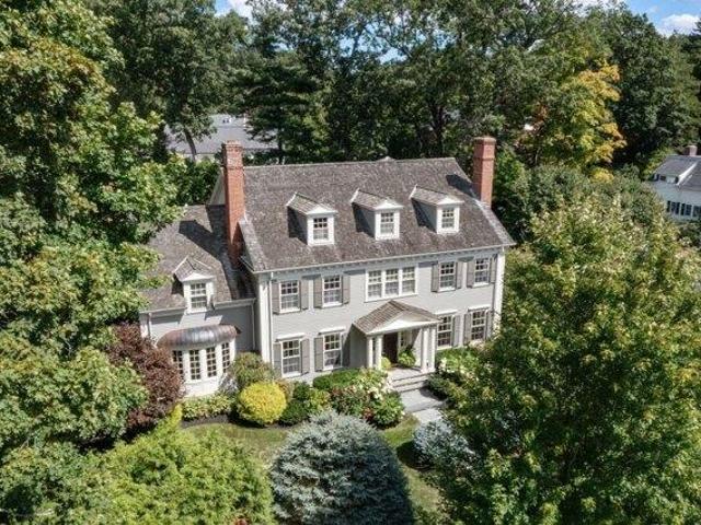 house with 5 bedroom, Wellesley MA ES105558557
